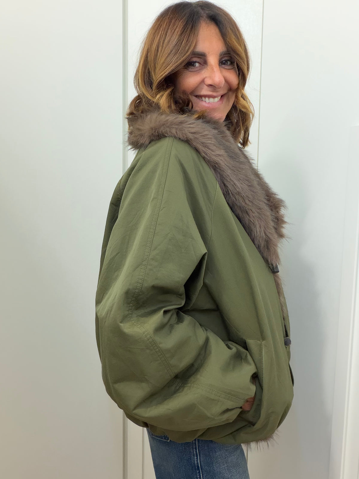 Bomber con Alamari e Collo Eco-pelliccia Staccabile
