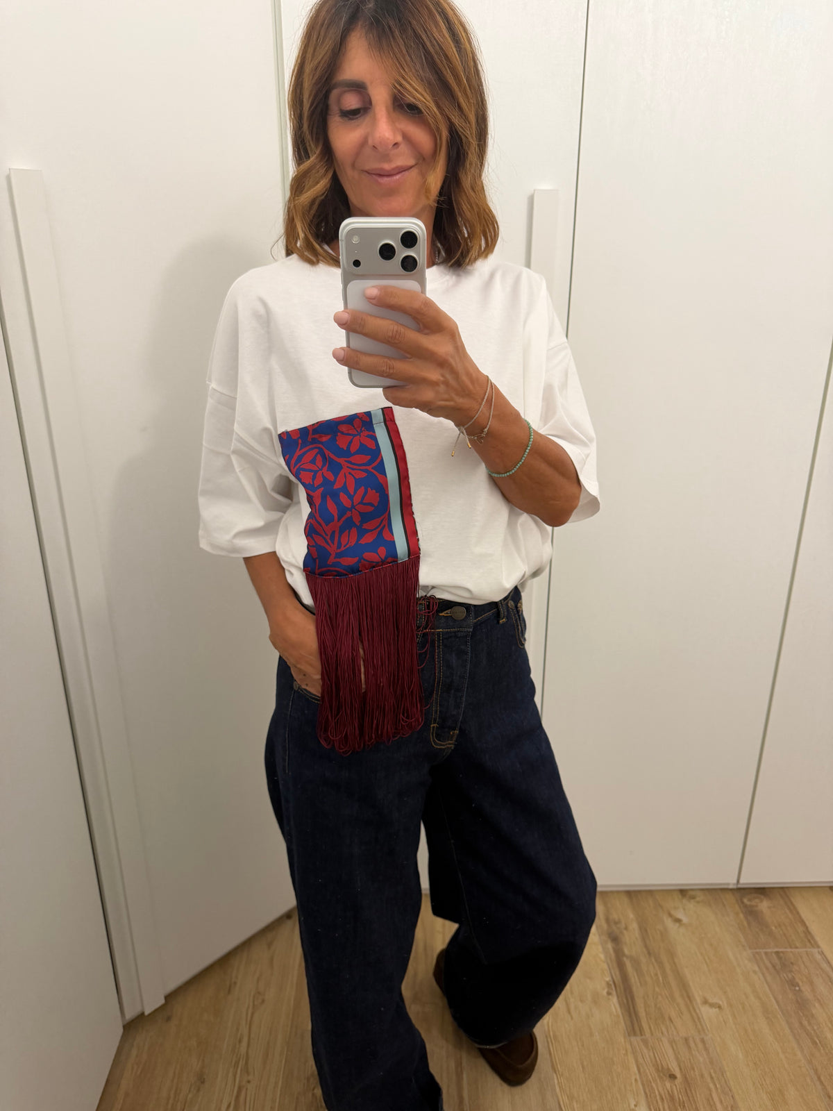 T-shirt con tasca e frange SUSYMIX