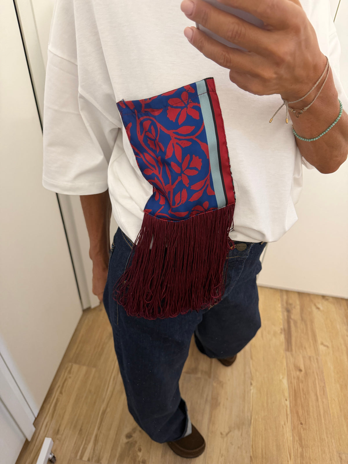 T-shirt con tasca e frange SUSYMIX