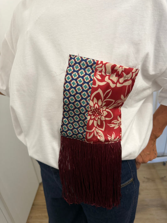 T-shirt con tasca e frange SUSYMIX